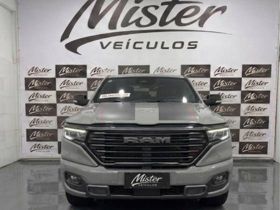 RAM RAMPAGE 2.0 HURRICANE 4 TURBO GASOLINA R/T 4X4 AUTOMÁTICO